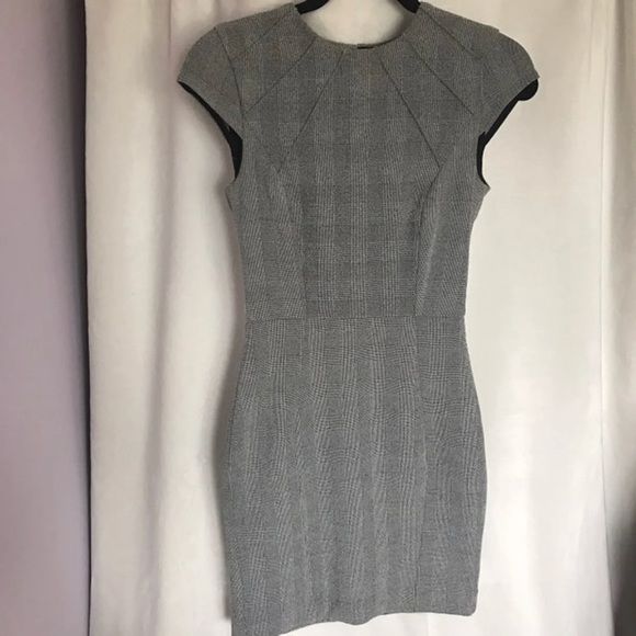 H&M Dresses & Skirts - Grey midi dress